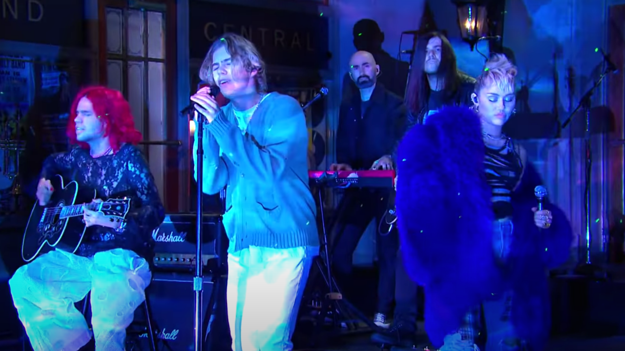 Watch Miley Cyrus Team Up With The Kid Laroi For 'WITHOUT YOU(02)