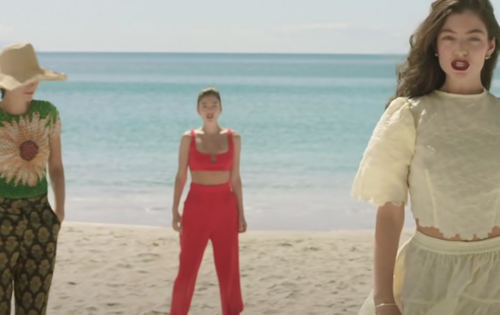 Watch Three Versions Of Lorde Meet In New Music Video Music Feeds