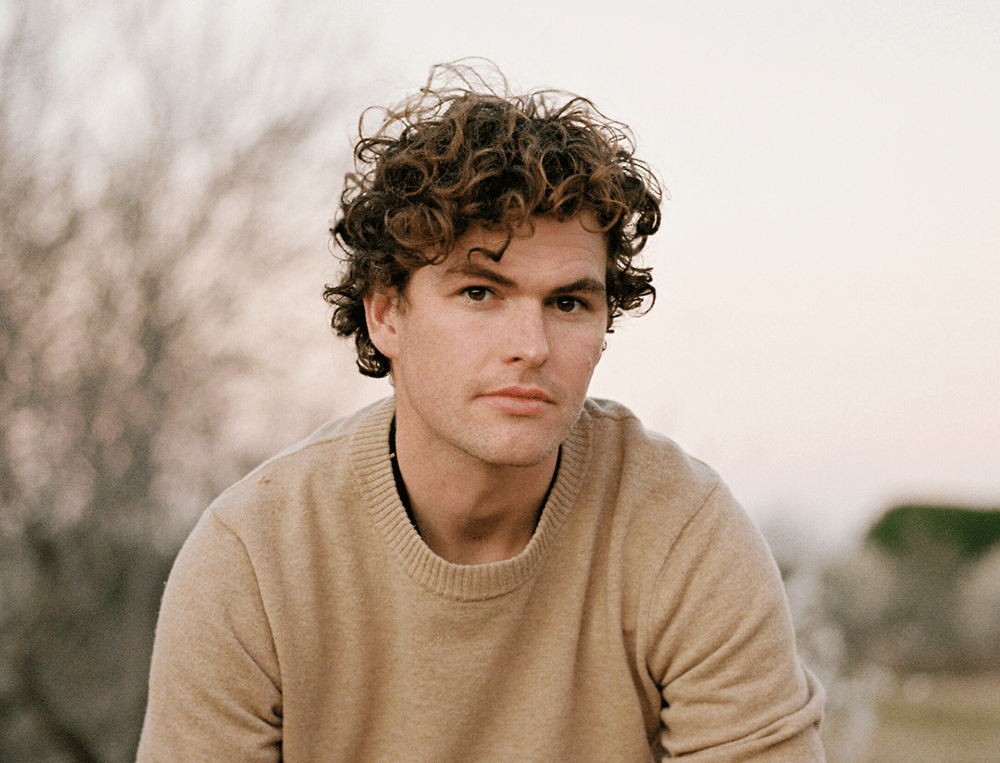 Vance Joy Announces 'God Loves You When You're Dancing' Tour - Music Feeds