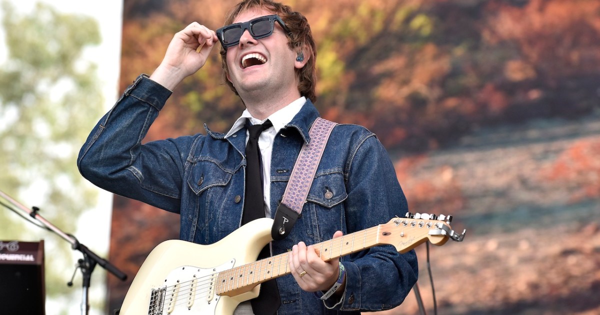 Dayglow "I Would Rather Make Music That Makes People Feel Good"