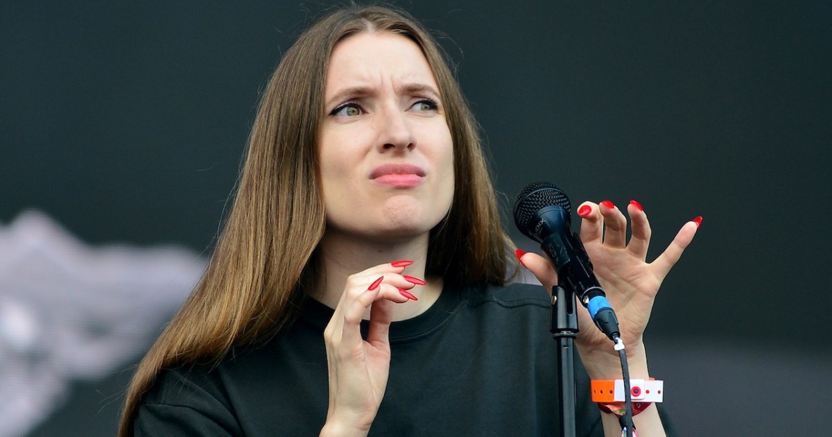 Courtney Dry Cleaning and NO ZU to Play Live at RRR