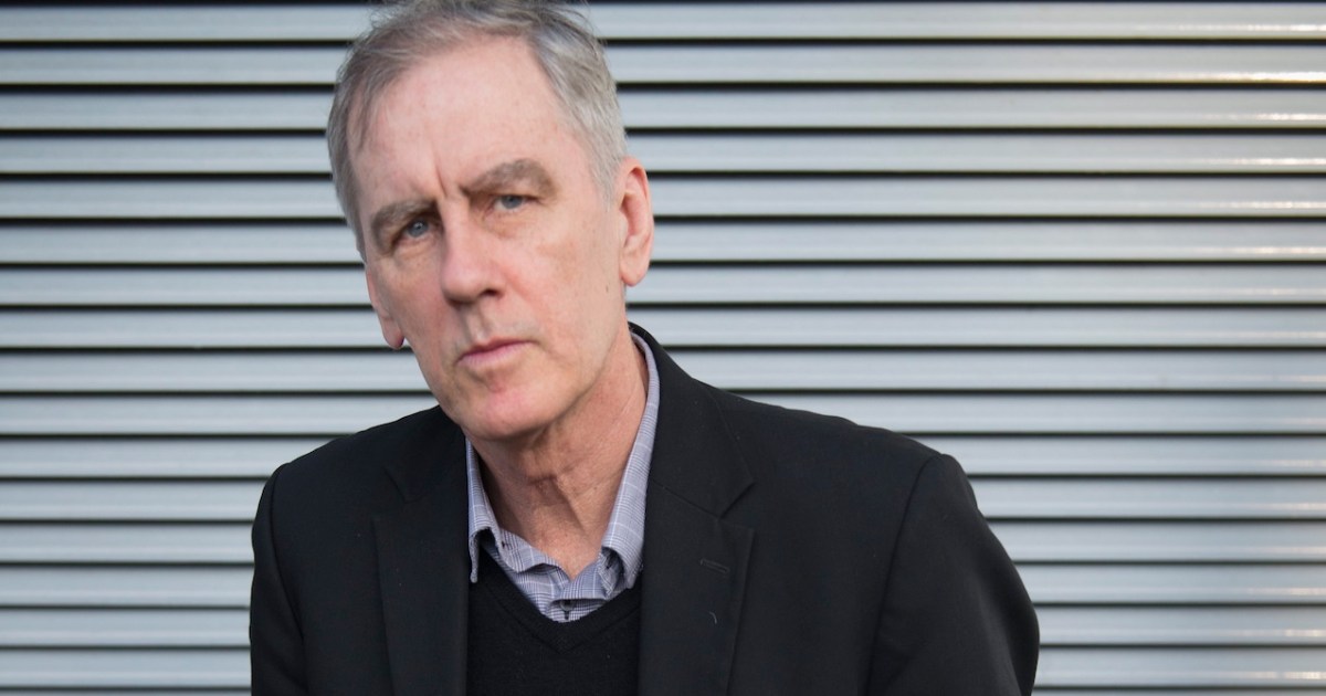 Robert Forster on Autobiographical New Album 'The Candle and the Flame'