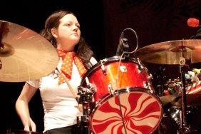 Meg White performing live in 2005