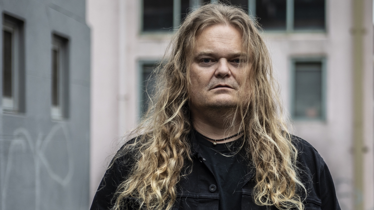 travis scott low release date