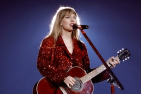Watch Taylor Swift Receive the 2023 iHeartRadio Innovator Award From Phoebe  Bridgers