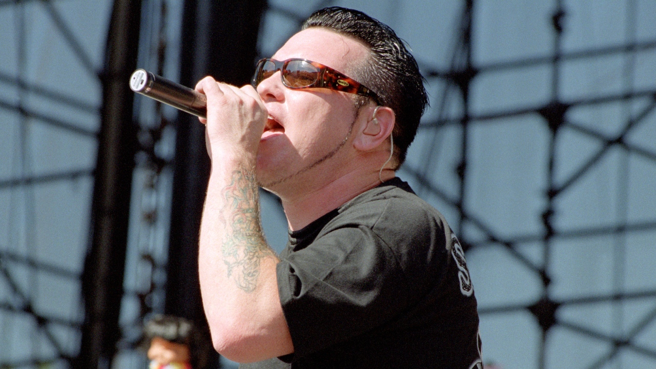 Smash Mouth Singer Announces Retirement Due to Health Issues