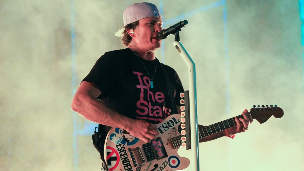 Listen: Blink-182 Return In Full Glory On New Single 'Boxing Day