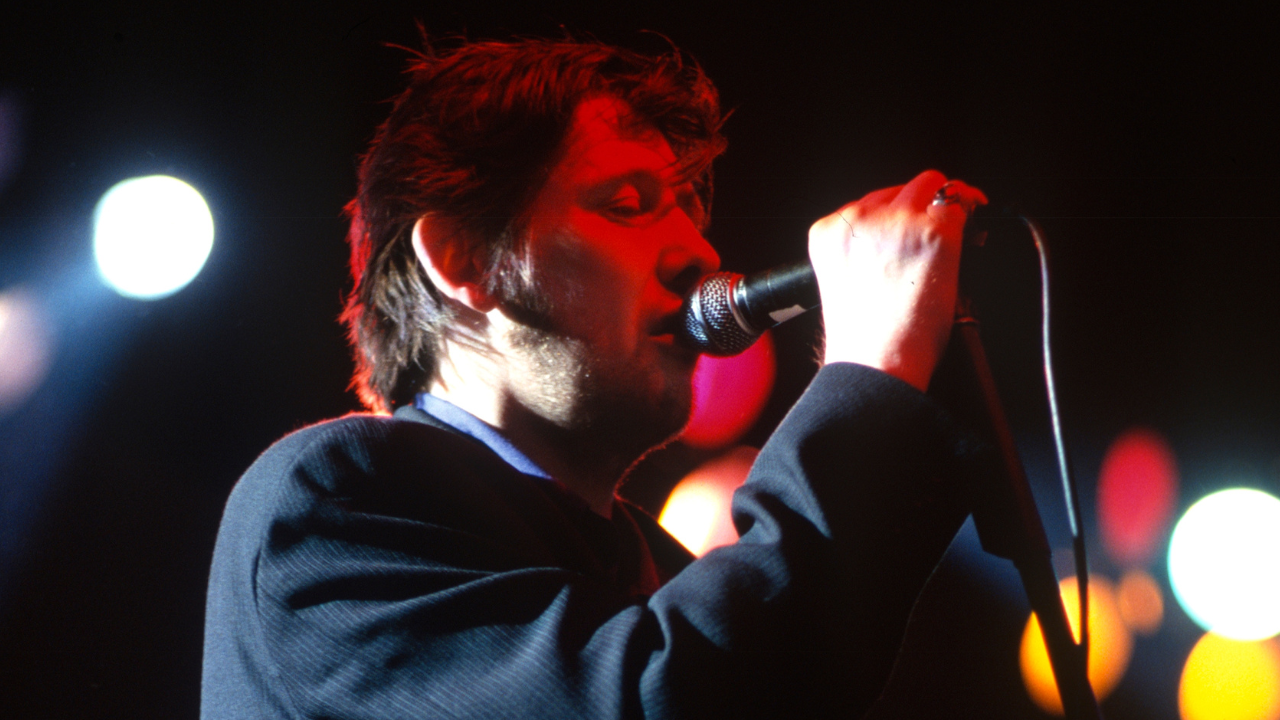 Shane MacGowan obituary: frontman of Celtic band the Pogues dies