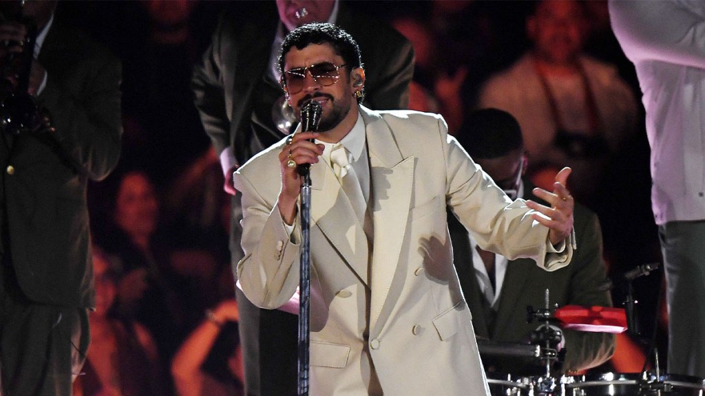 Bad Bunny DeBÍ TiRAR MáS FOToS World Tour Setlist