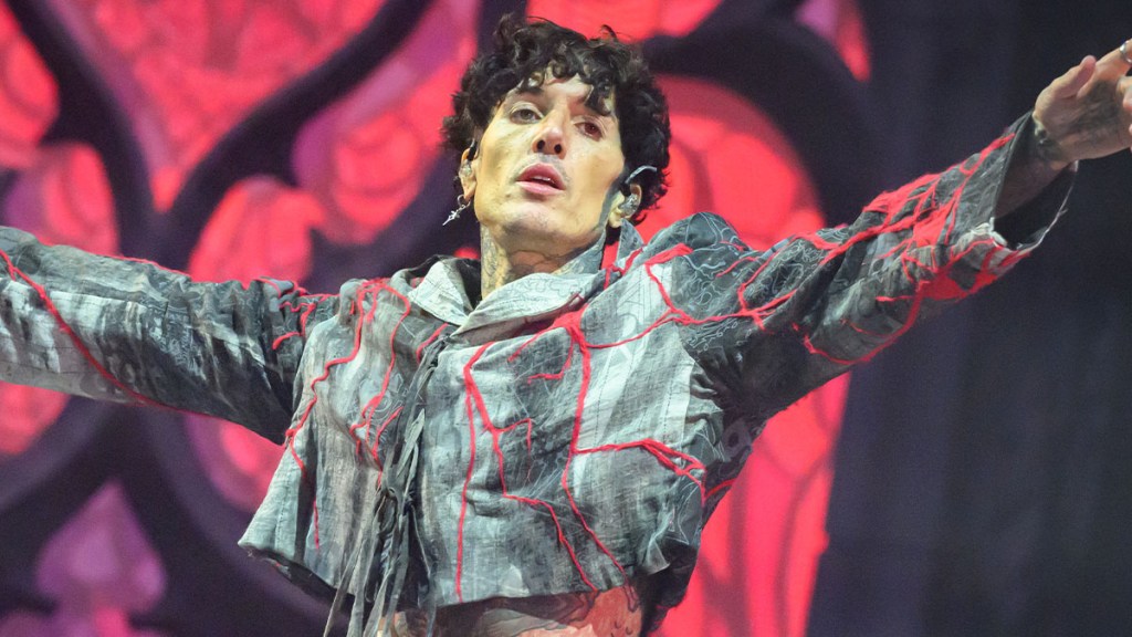 Bring Me the Horizon N. American Ascension Program 2 Tour Setlist