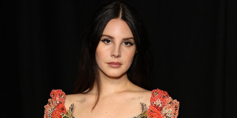 Lana Del Rey Posts Looting Video on Instagram, Gets Backlash