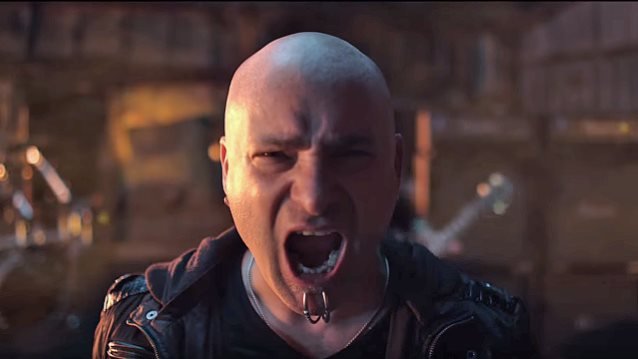 Disturbed's Dave Draiman Finally Explains Why He Ditched His Chin ...