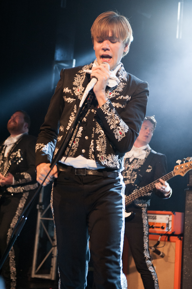 Thehives 110