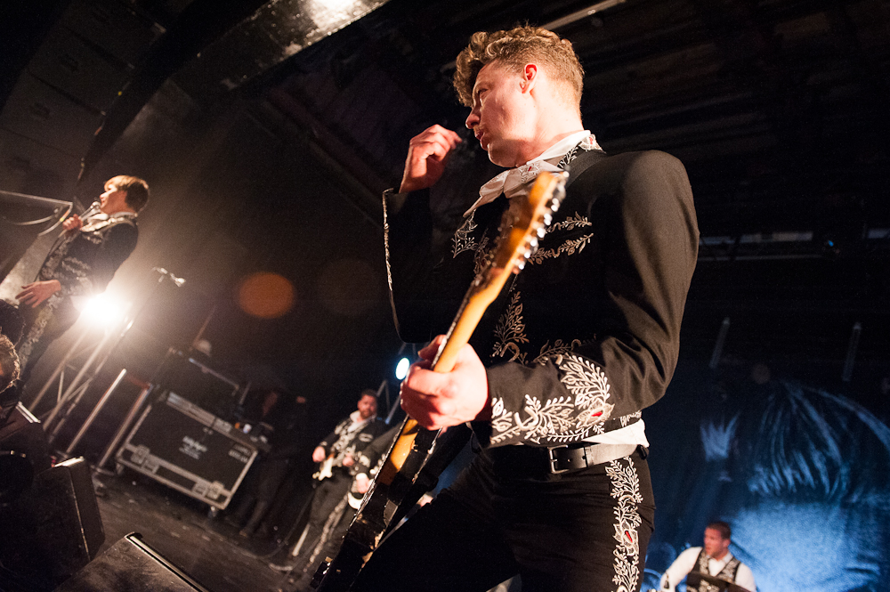 Thehives 120