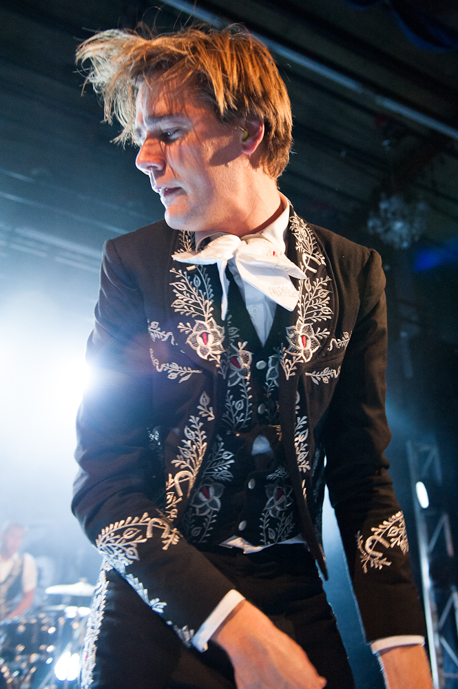 Thehives 140