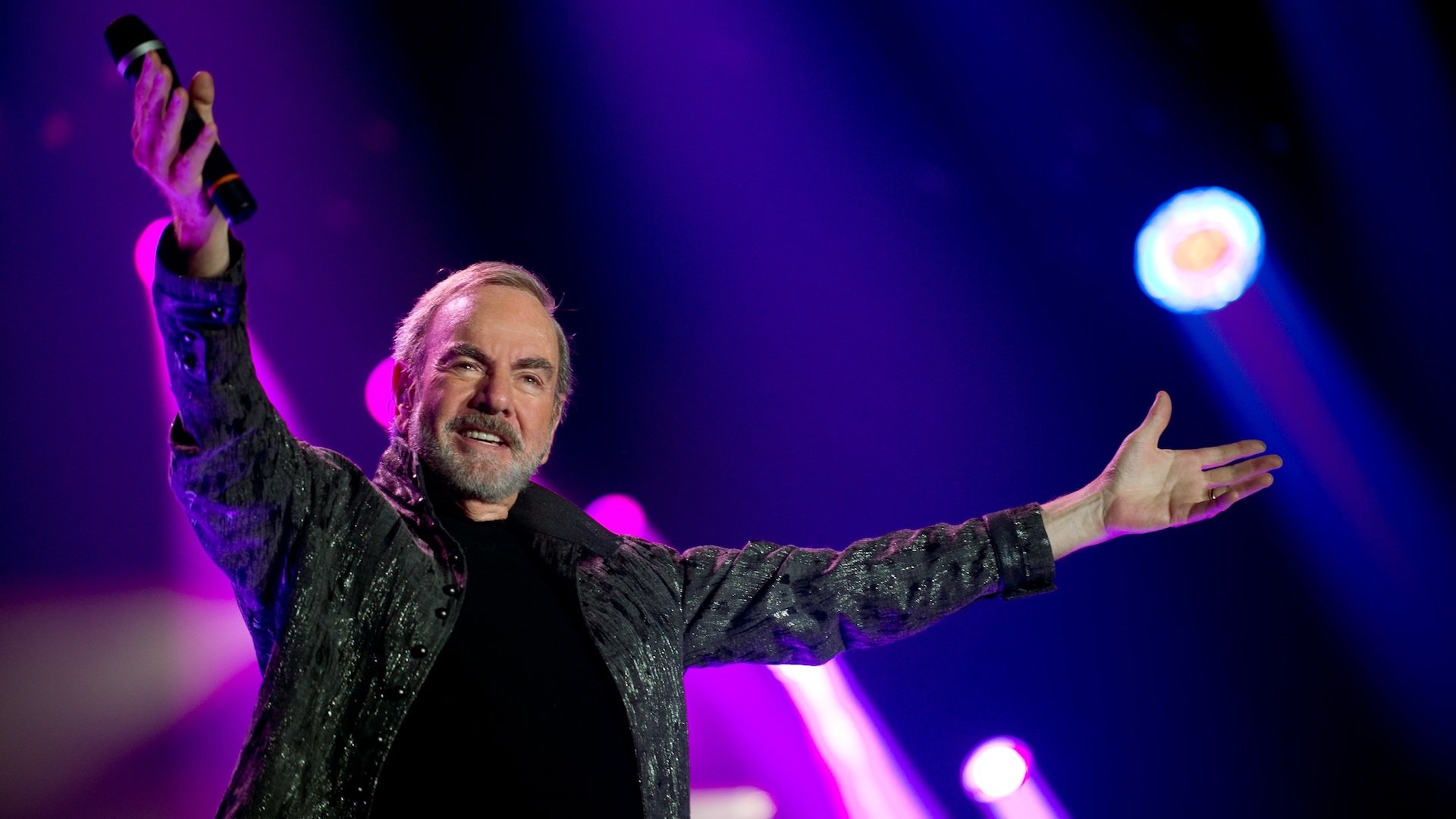 Review of Neil Diamond's show in Perth - ABC (none) - Australian